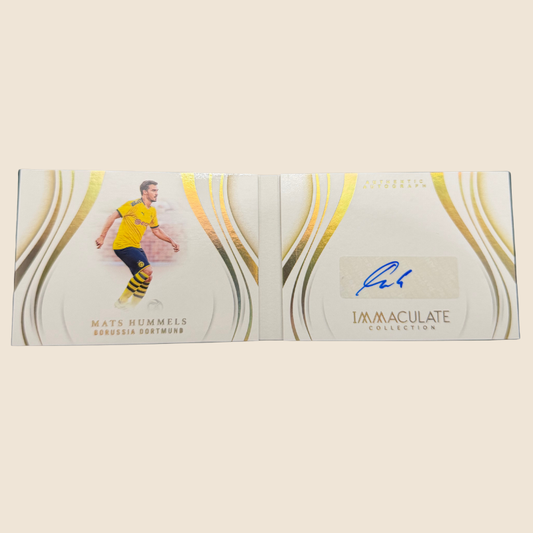 Mats Hummels Auto Booklet /99 Immaculate
